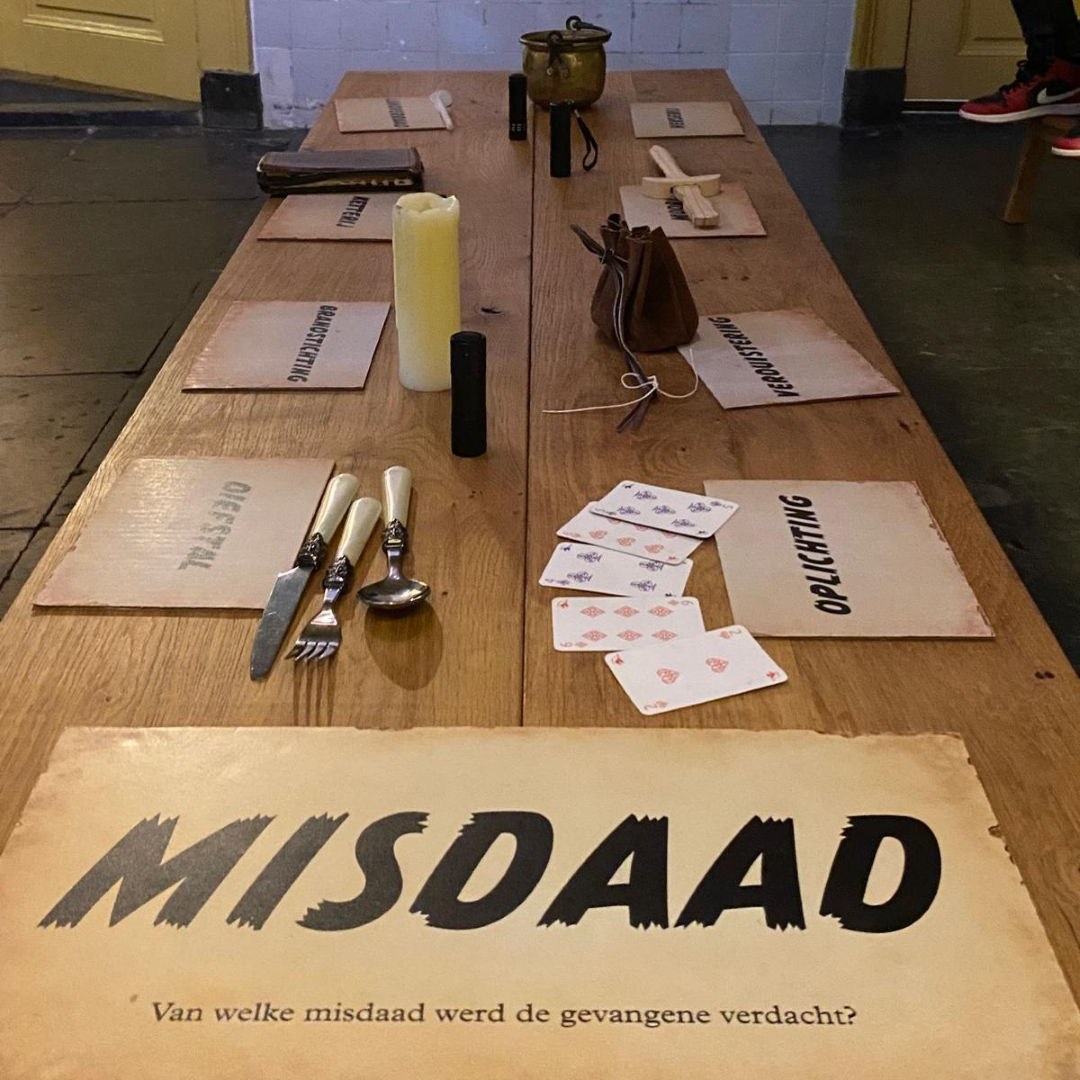 Moordspel, de familierondleiding waarin je een misdaad oplost